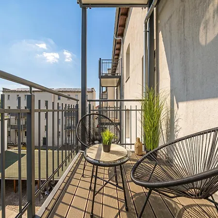 A4 Ruhiges 3-zimmer-studio Mit Balkon