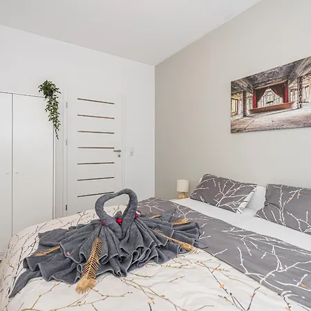 Apartament A4 Ruhiges 3-zimmer-studio Mit Balkon *